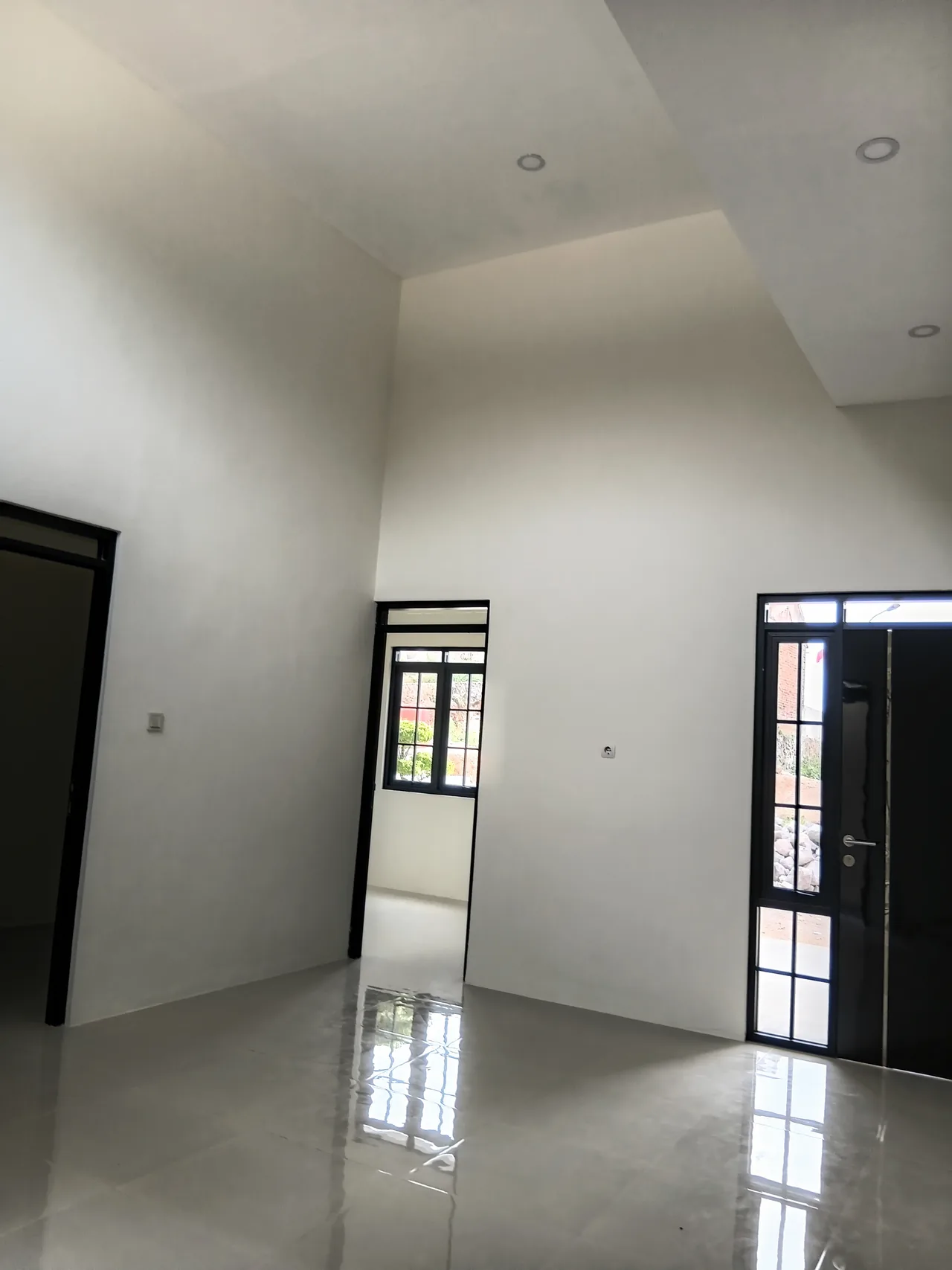 Ruang keluarga aktual, sudut kedua Bukit Flamboyan Indah 2